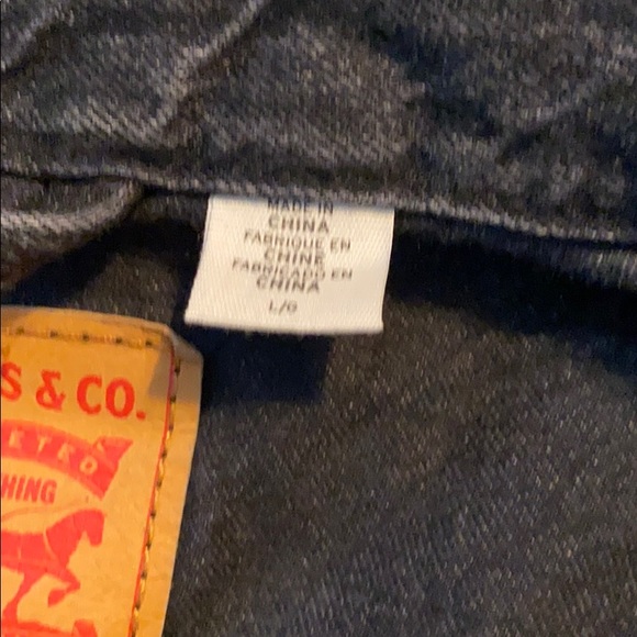 Levi’s jacket - Picture 3 of 3